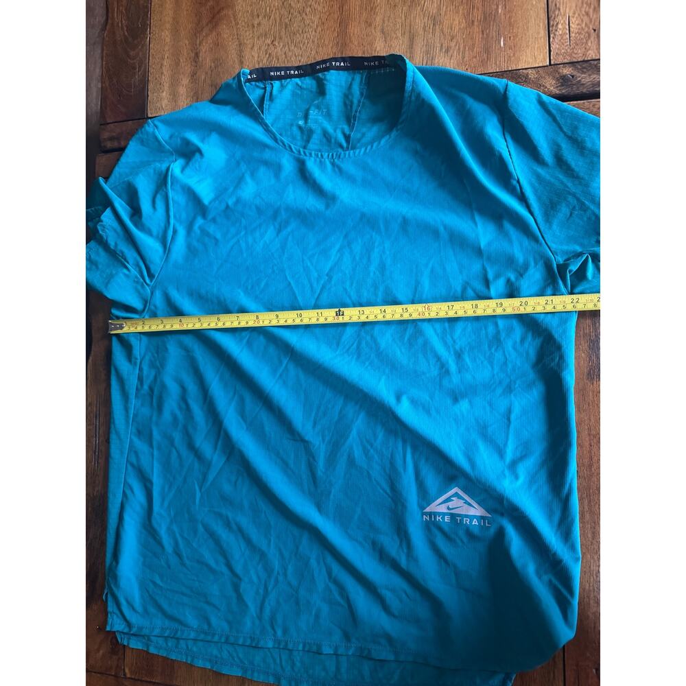 Nike Trail Dri-FIT Running Shirt Teal L Lightweight Athletic - Picture 6 of 9